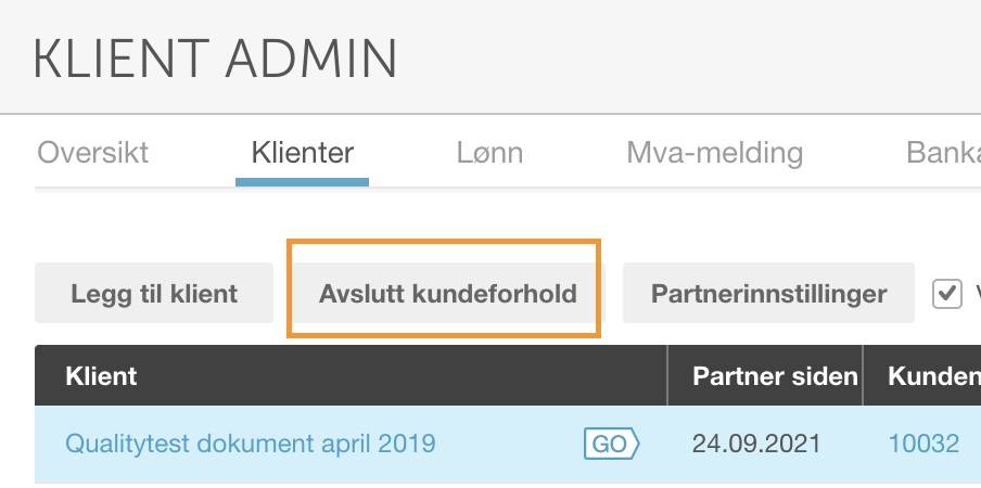 Klient Admin → Klienter med «Avslutt kundeforhold»-knapp markert; tabell viser klient-data