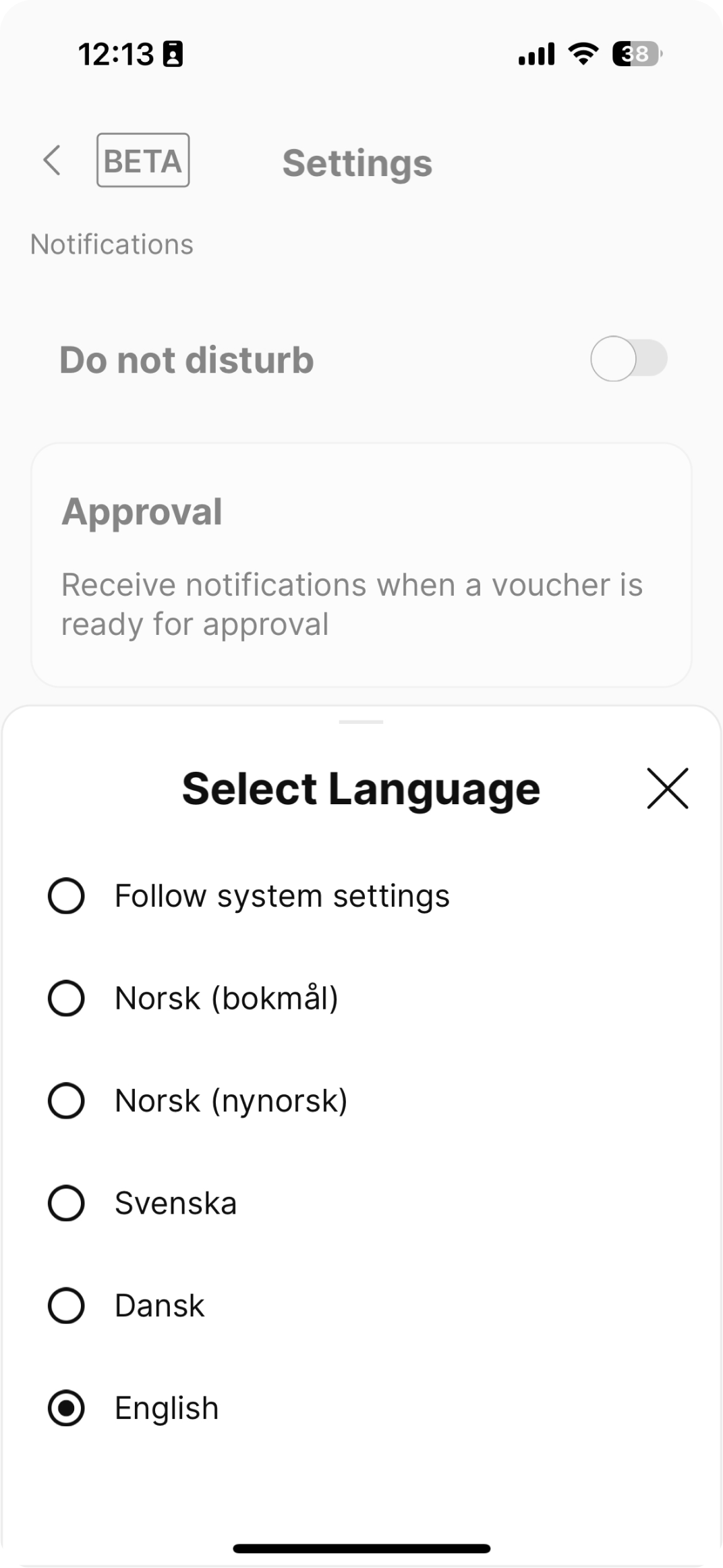 Innstillinger → Meldinger: Ikke forstyrr (av), Godkjenning-varsel, Språk-dialog med English valgt
