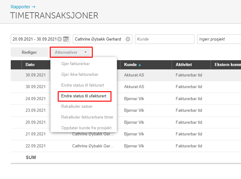 Alternativer-dropdown for timetransaksjoner med valg: Endre status til fakturaert eller ufakturert